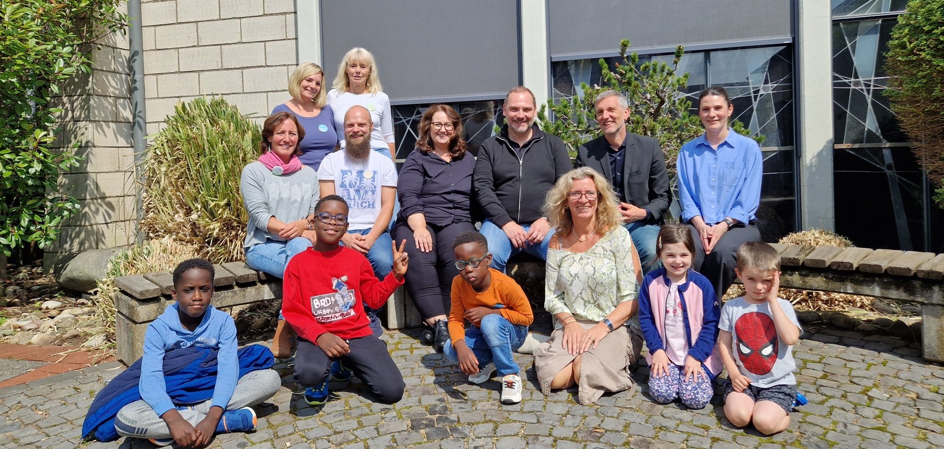 Start der Z-OGS Das Bild zeigt ein gemeinsames Gruppenbild zum Start der Z-OGS.