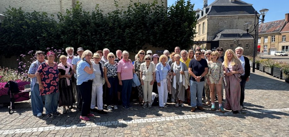 36 Bürgerinnen und Bürger aus Rösrath nahmen an der Fahrt teil und haben am letzten Juli-Wochenende die belgische Partnerstadt Veurne besucht.